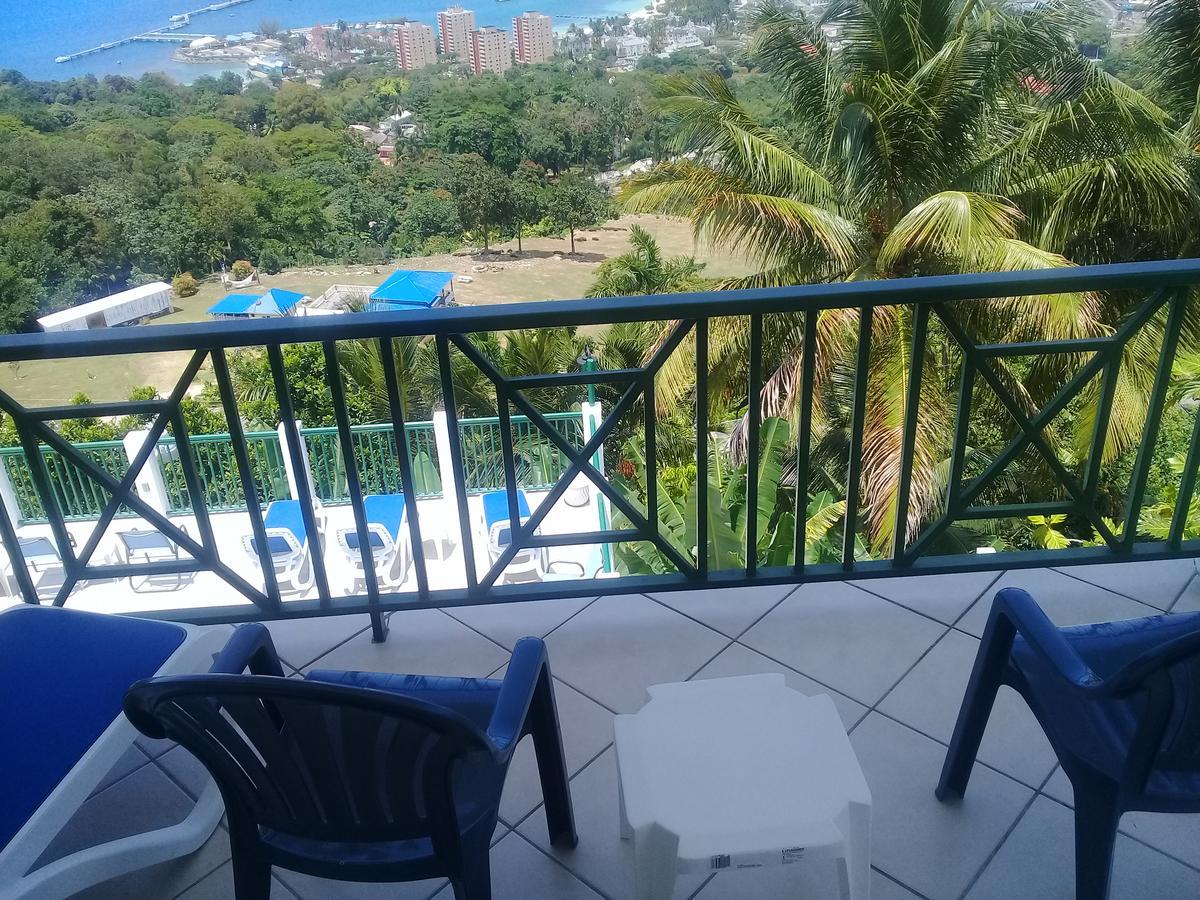 Pink Rock Inn Bed And Breakfast Ocho Rios Buitenkant foto