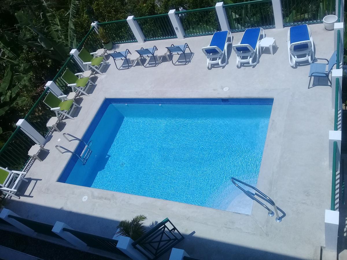 Pink Rock Inn Bed And Breakfast Ocho Rios Buitenkant foto